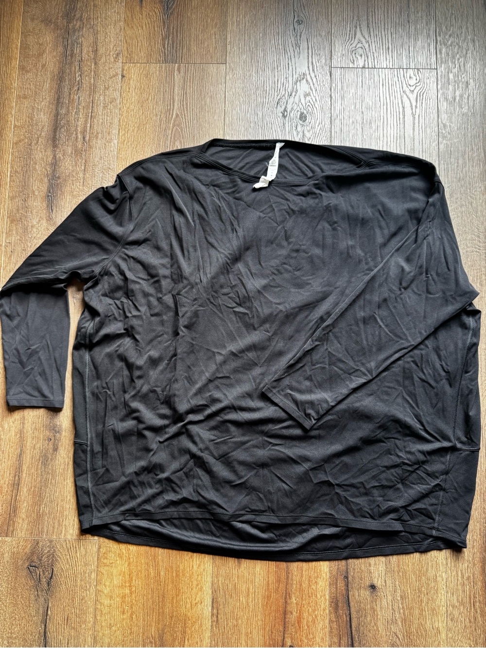 Lululemon Women’s Black Long Sleeve Performance Tee size 16
